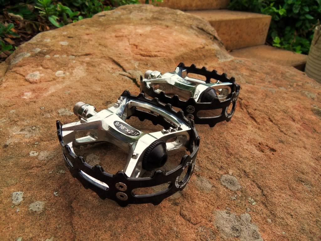 Detailed/How to. Restoration thread Suntour XCII pedal sets